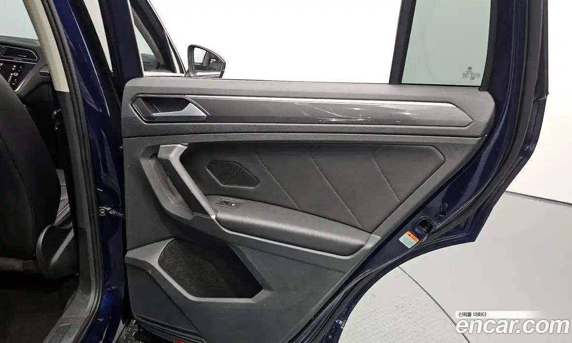 Volkswagen Tiguan 2018 2.0 гидро в Москве № 2060573, фото 14