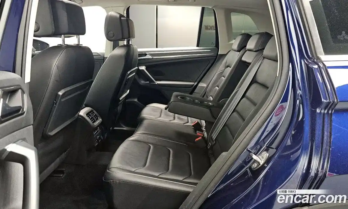 Volkswagen Tiguan 2018 2.0 гидро в Москве № 2060573, фото 17
