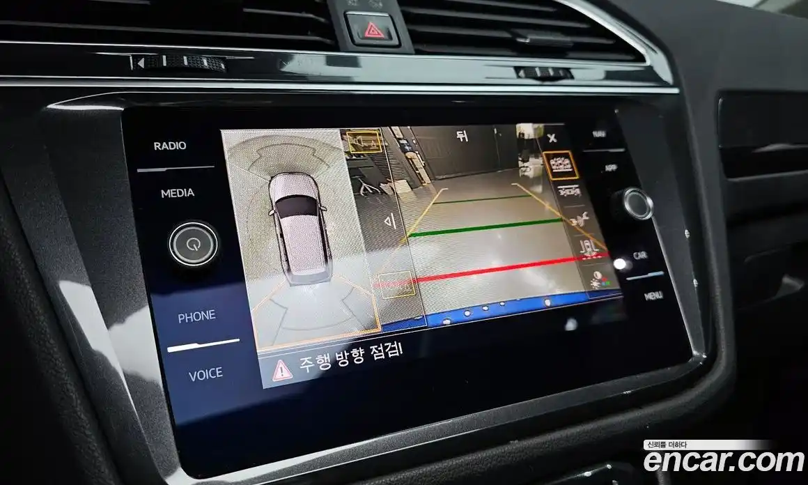 Volkswagen Tiguan 2018 2.0 гидро в Москве № 2060573, фото 20