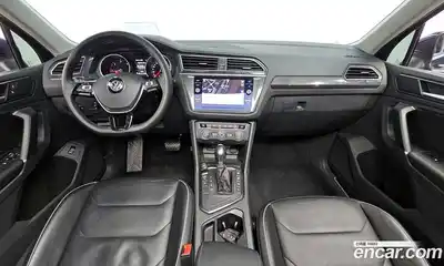 Volkswagen Tiguan 2018 2.0 гидро в Москве № 2060573, миниатюра 9