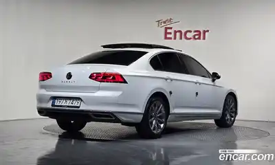 Volkswagen Passat 2021 2.0 гидро в Москве № 2060646, миниатюра 2