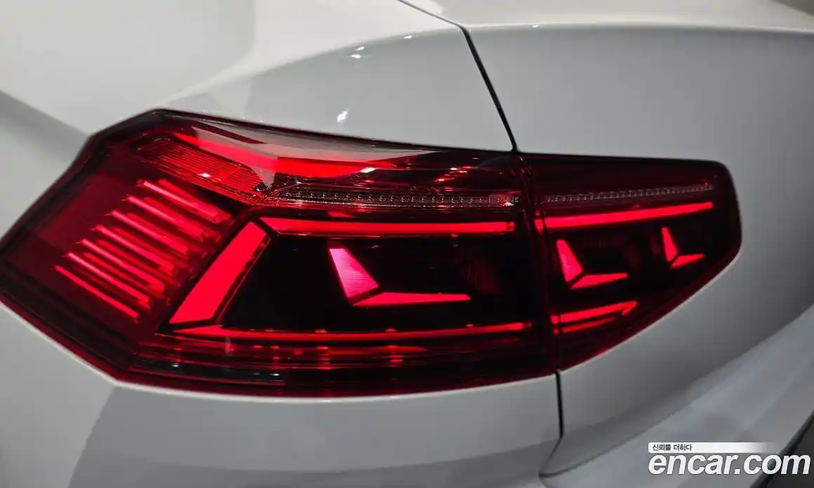 Volkswagen Passat 2021 2.0 гидро в Москве № 2060646, фото 9
