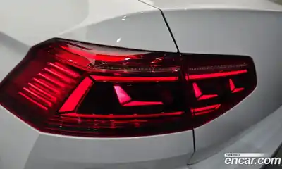 Volkswagen Passat 2021 2.0 гидро в Москве № 2060646, миниатюра 9