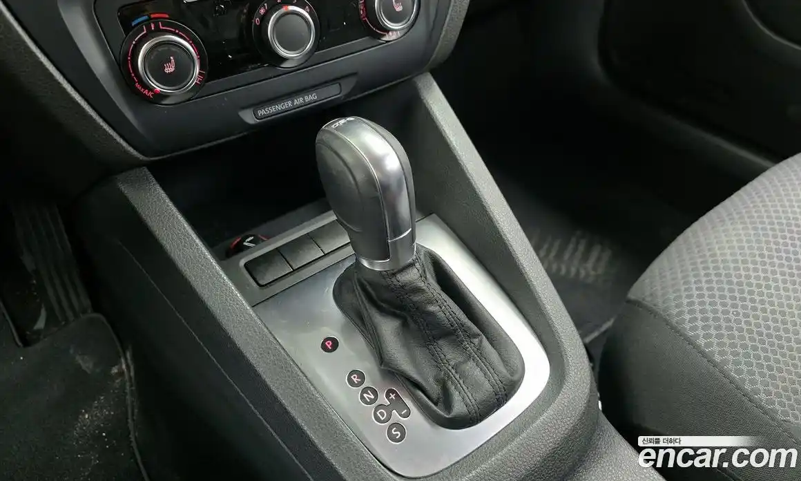 Volkswagen Jetta 2014 1.6 гидро в Москве № 2060698, фото 12