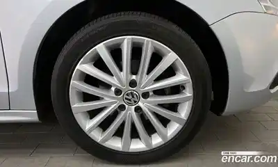 Volkswagen Jetta 2014 1.6 гидро в Москве № 2060698, миниатюра 7