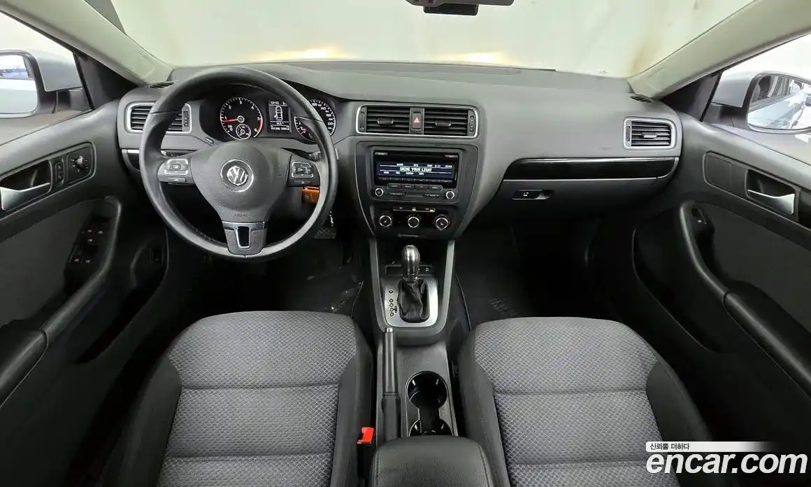 Volkswagen Jetta 2014 1.6 гидро в Москве № 2060698, фото 10