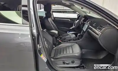 Volkswagen Passat 2018 2.0 гидро в Москве № 2060764, миниатюра 11