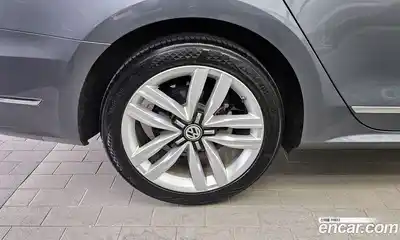 Volkswagen Passat 2018 2.0 гидро в Москве № 2060764, миниатюра 5