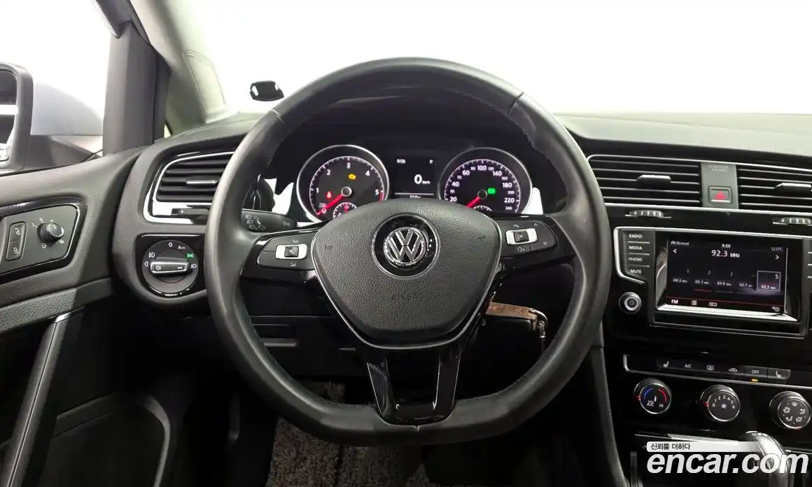 Volkswagen Golf 2013 1.6 гидро в Москве № 2060766, фото 12