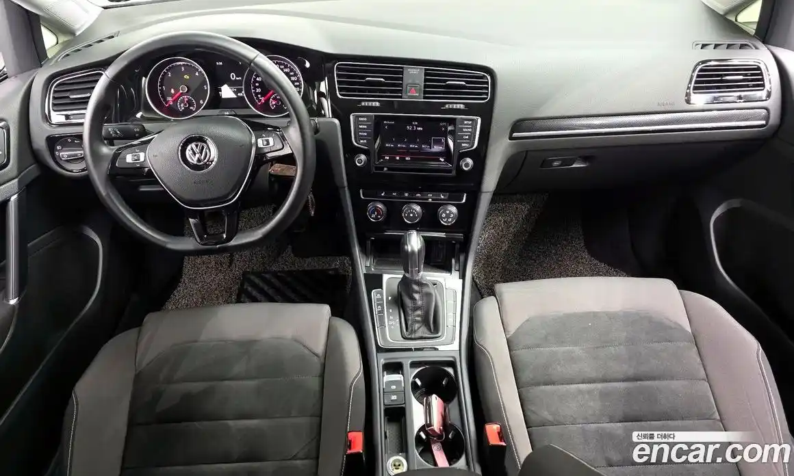 Volkswagen Golf 2013 1.6 гидро в Москве № 2060766, фото 7