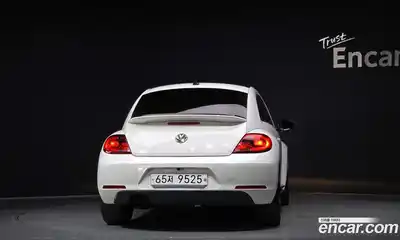 Volkswagen Beatle 2013 2.0 гидро в Москве № 2060832, миниатюра 4