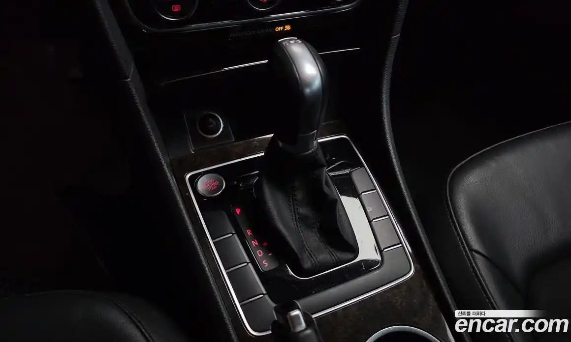 Volkswagen Passat 2015 2.0 гидро в Москве № 2060891, фото 9