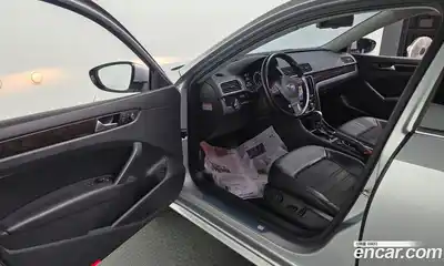 Volkswagen Passat 2015 2.0 гидро в Москве № 2060891, миниатюра 10