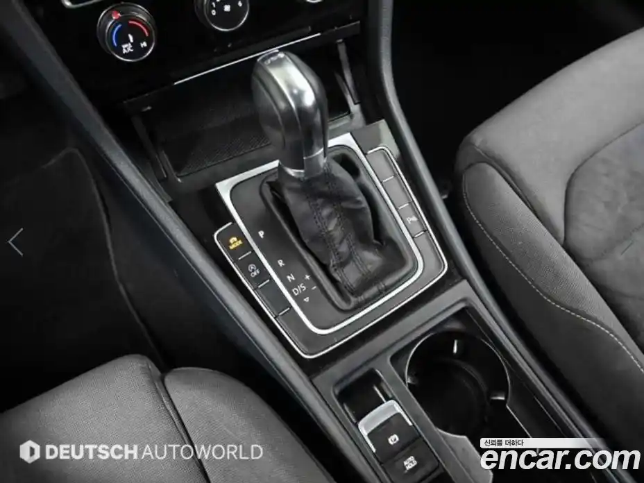 Volkswagen Golf 2013 1.6 гидро в Москве № 2061069, фото 9
