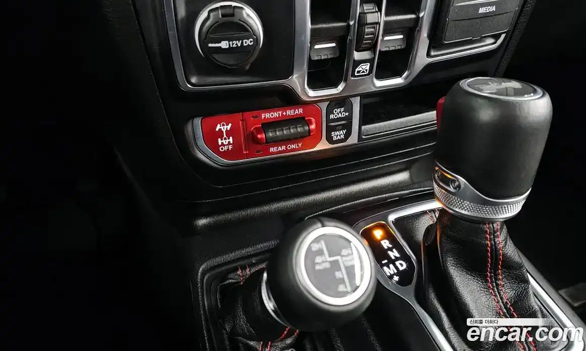 Jeep Wrangler 2023 2.0 гидро в Москве № 2061193, фото 27