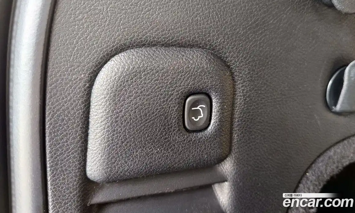 Jeep Cherokee 2019 3.6 гидро в Москве № 2061652, фото 16