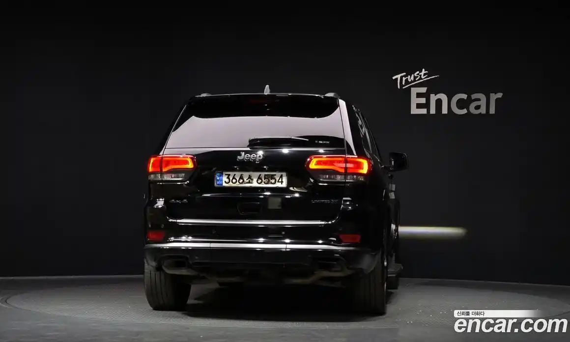 Jeep Cherokee 2019 3.6 гидро в Москве № 2061652, фото 4