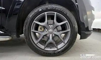 Jeep Cherokee 2019 3.6 гидро в Москве № 2061652, миниатюра 7