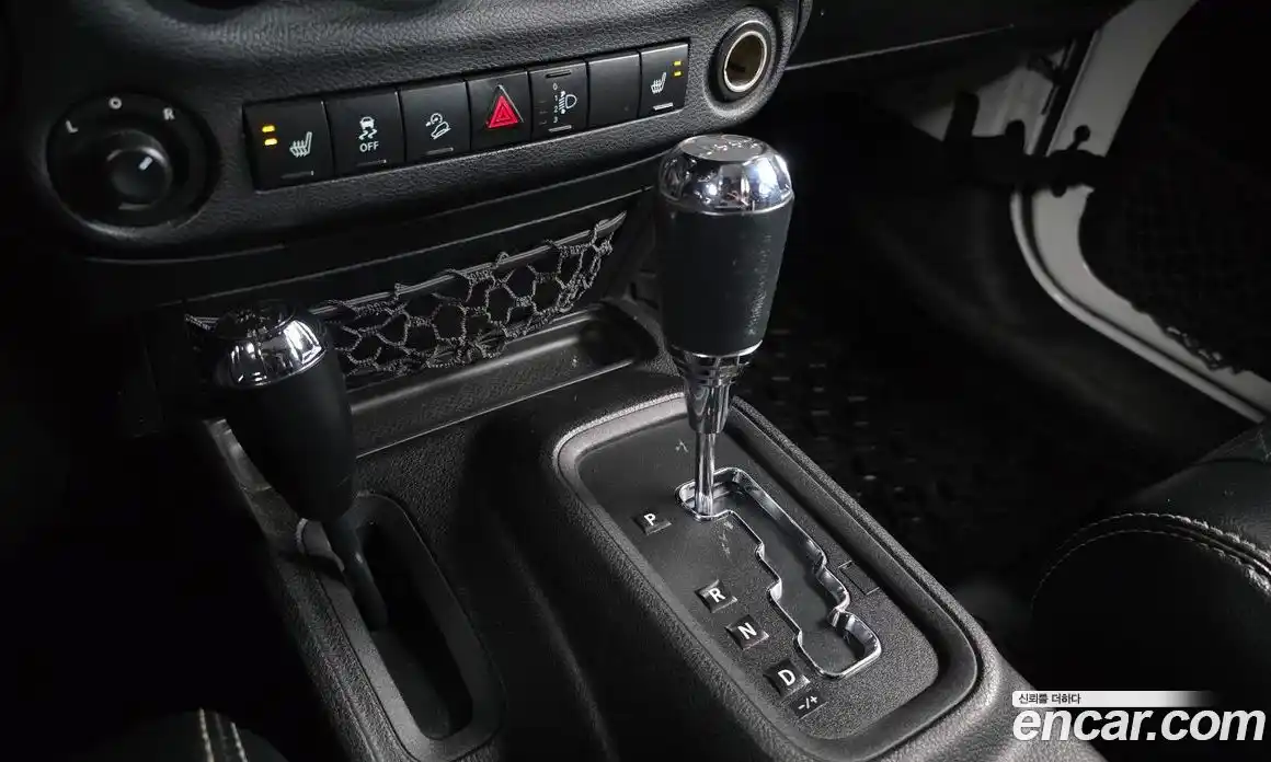 Jeep Wrangler 2012 2.8 гидро в Москве № 2061728, фото 9