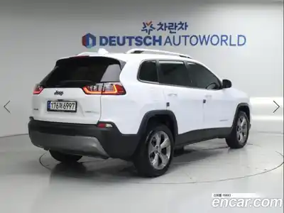 Jeep Cherokee 2021 2.4 гидро в Москве № 2061841, миниатюра 2
