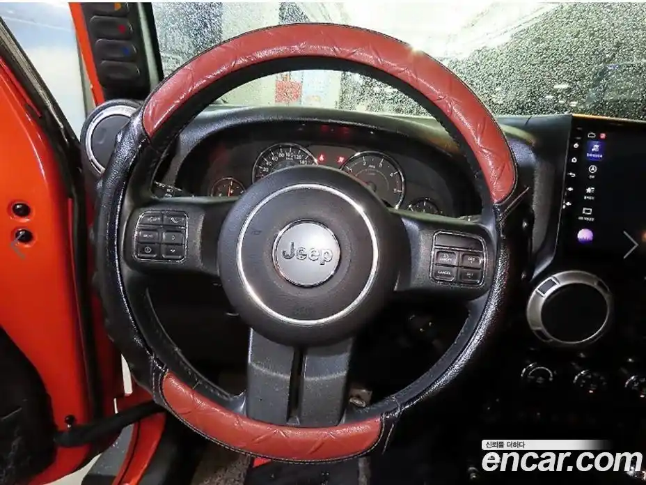 Jeep Wrangler 2015 2.8 гидро в Москве № 2061866, фото 9