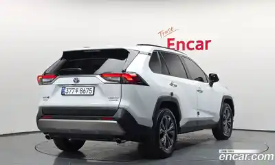 Toyota RAV4 2024 2.5 гидро в Москве № 2061910, миниатюра 2