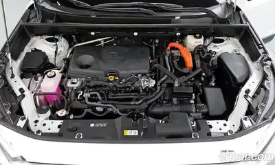 Toyota RAV4 2024 2.5 гидро в Москве № 2061910, миниатюра 6