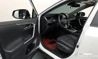 Toyota RAV4 2024 2.5 гидро в Москве № 2061910, миниатюра 10