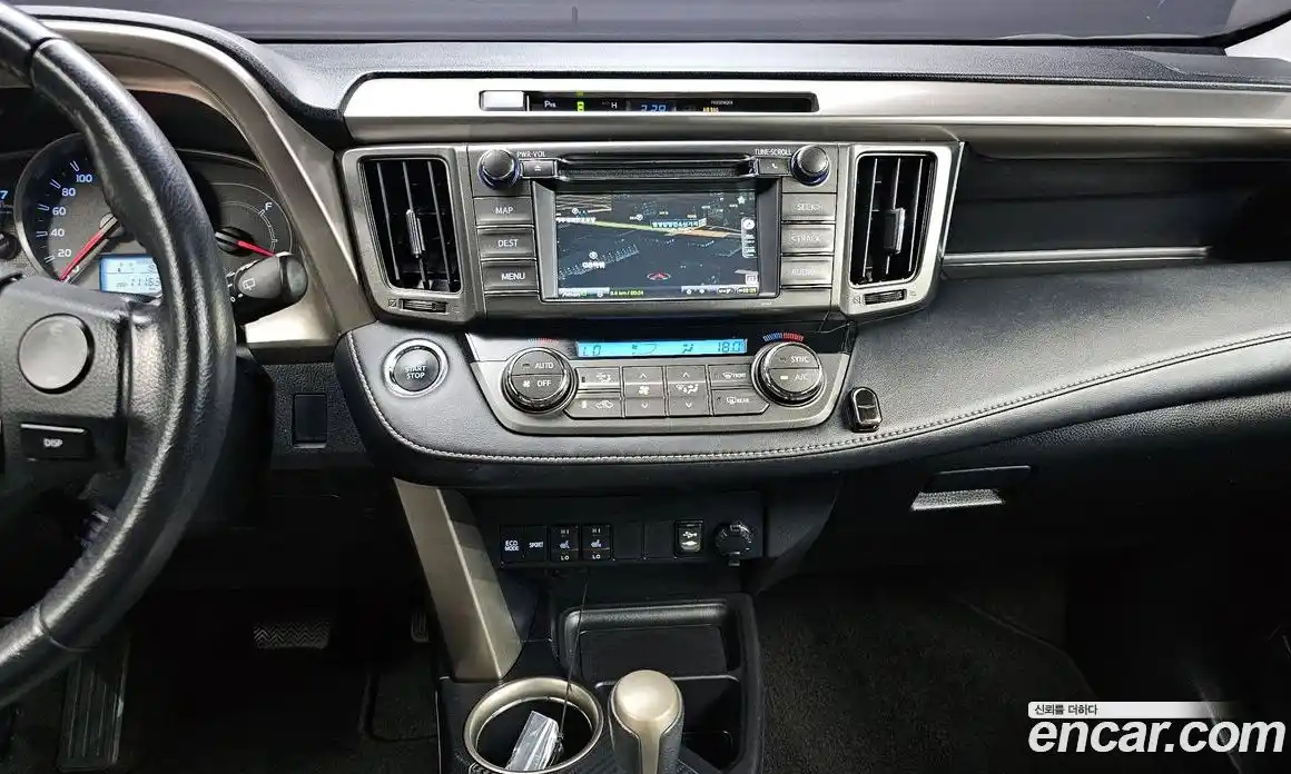 Toyota RAV4 2014 2.5 гидро в Москве № 2062141, фото 13