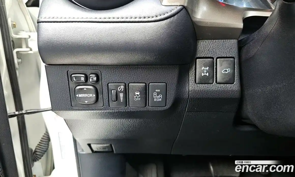 Toyota RAV4 2014 2.5 гидро в Москве № 2062141, фото 16