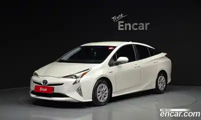 Toyota Prius 1.8 E
