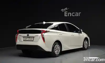 Toyota Prius 2016 1.8 гидро в Москве № 2062163, миниатюра 2