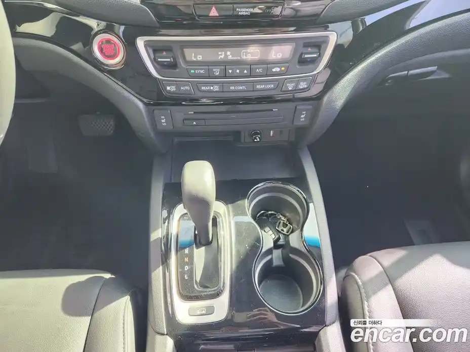 Honda Pilot 2018 3.5 гидро в Москве № 2062659, фото 8