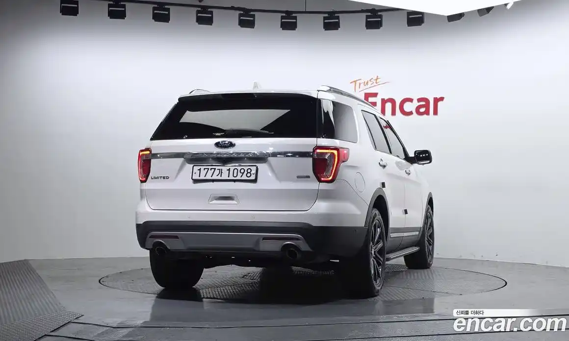 Ford Explorer 2017 2.3 гидро в Москве № 2063437, фото 4