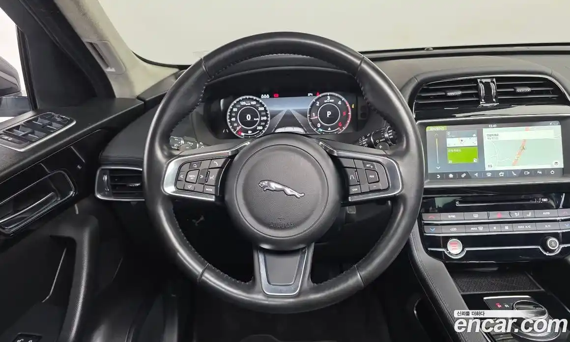Jaguar F-Pace 2020 2.0 гидро в Москве № 2064519, фото 14