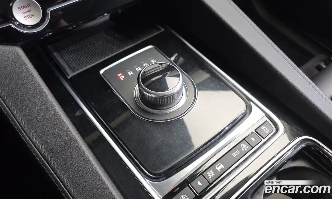 Jaguar F-Pace 2020 2.0 гидро в Москве № 2064519, фото 9