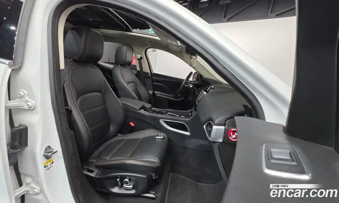 Jaguar F-Pace 2020 2.0 гидро в Москве № 2064519, фото 10