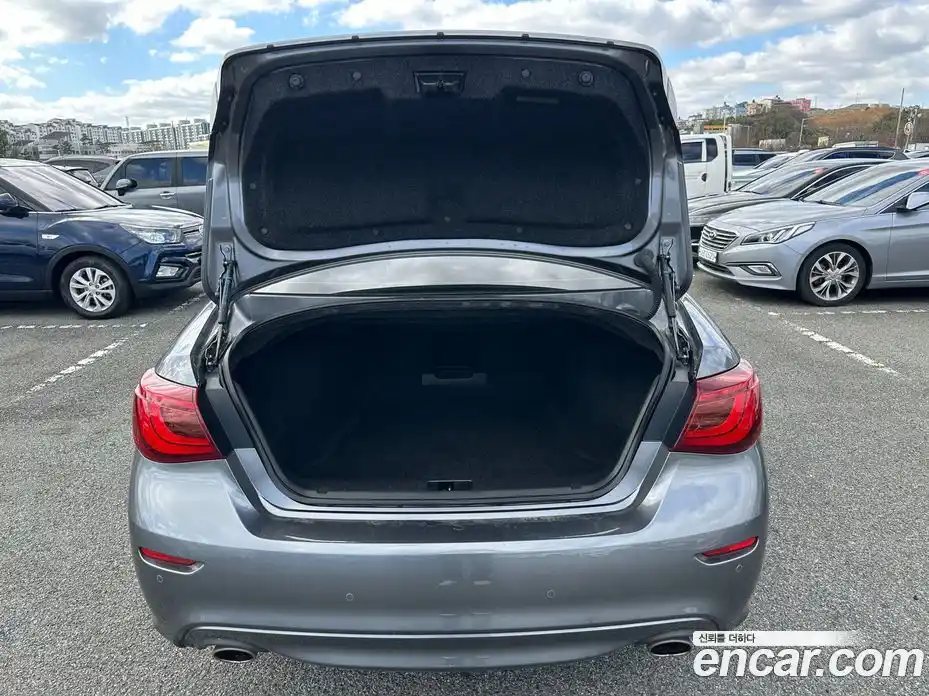 Infiniti Q70 2018 3.7 гидро в Москве № 2065254, фото 19