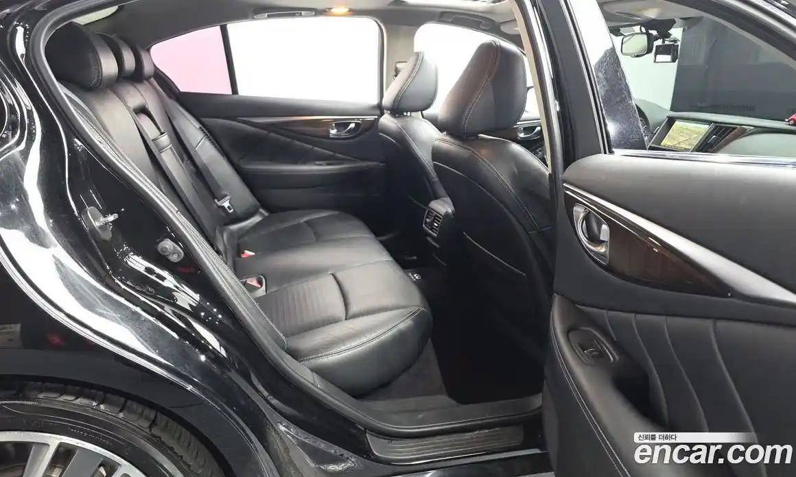 Infiniti Q50 2015 3.5 гидро в Москве № 2065290, фото 12