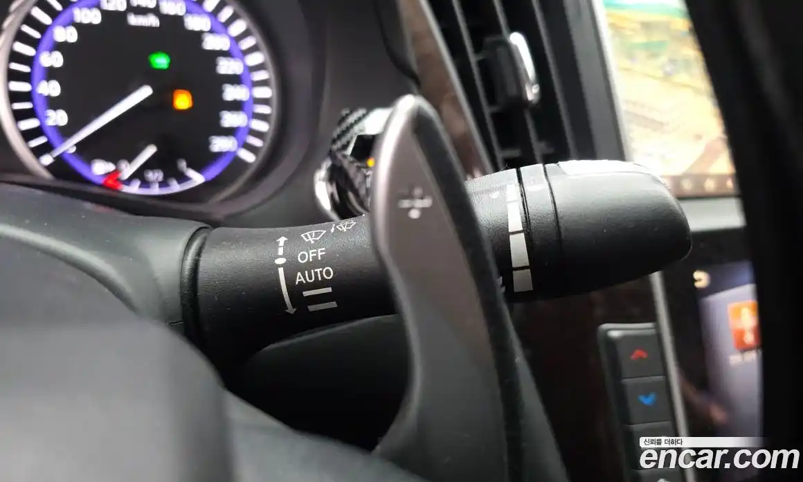 Infiniti Q50 2015 3.5 гидро в Москве № 2065290, фото 16