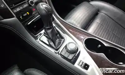 Infiniti Q50 2015 3.5 гидро в Москве № 2065290, миниатюра 9