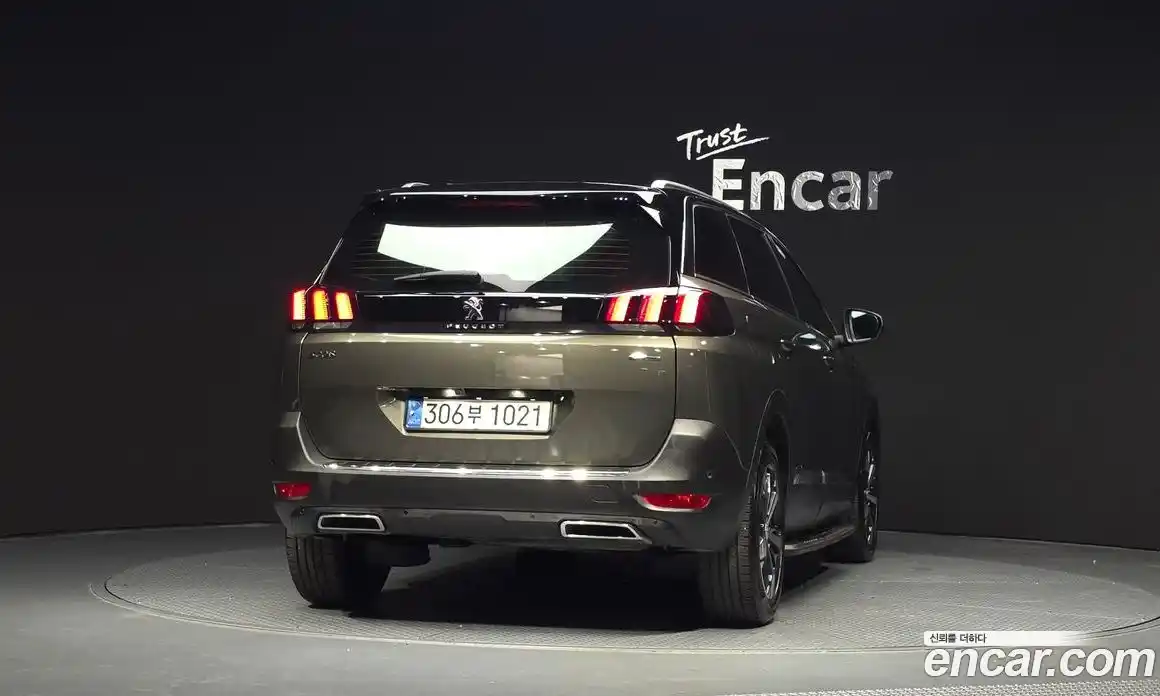 Peugeot 5008 2018 1.6 гидро в Москве, фото 4