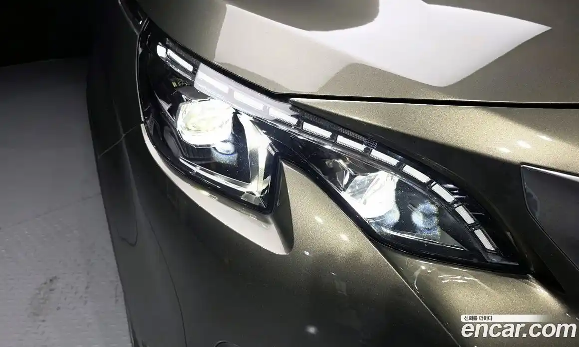 Peugeot 5008 2018 1.6 гидро в Москве, фото 8