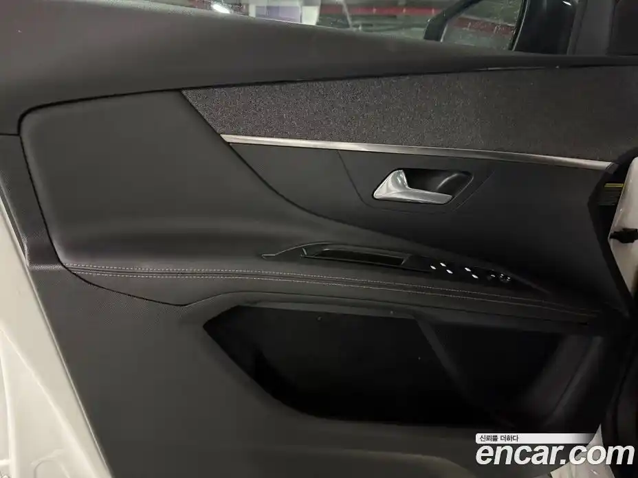 Peugeot 3008 2017 1.6 гидро в Москве, фото 18