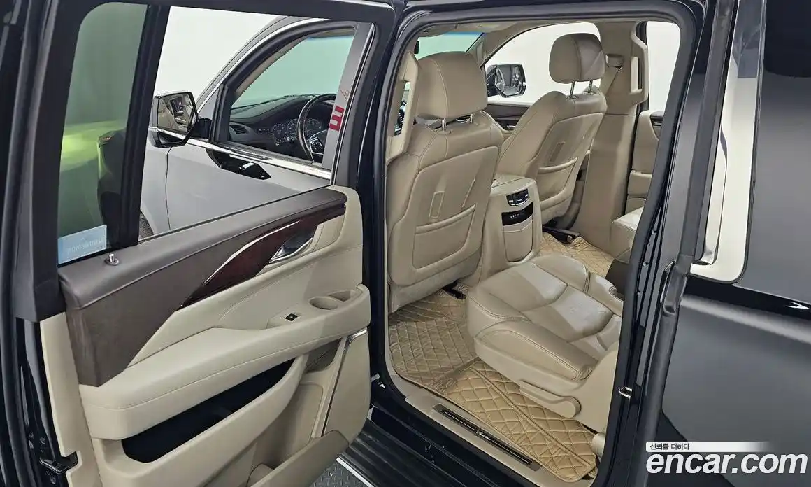 Cadillac Escalade 2015 6.2 гидро в Москве № 2065724, фото 13