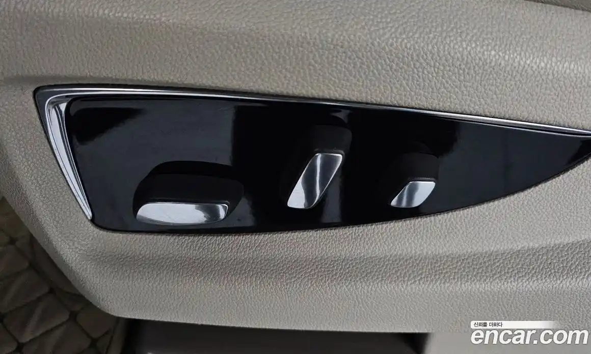 Cadillac Escalade 2015 6.2 гидро в Москве № 2065724, фото 16