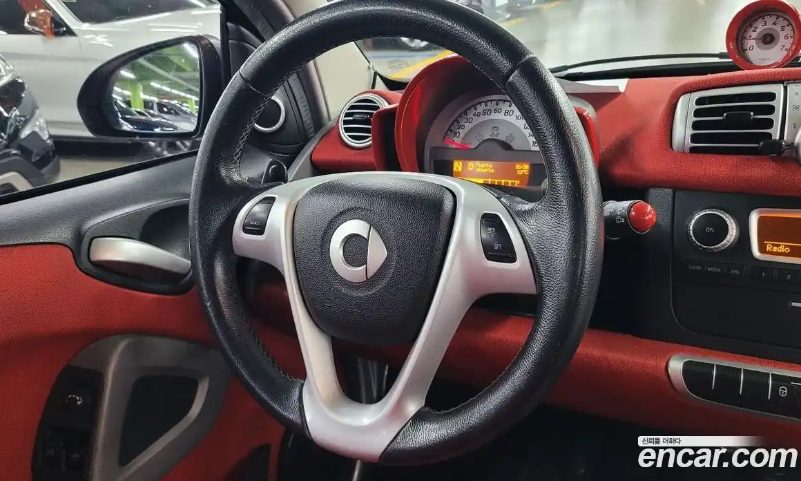Smart Fortwo 2012 1.0 гидро в Москве № 2066013, фото 13