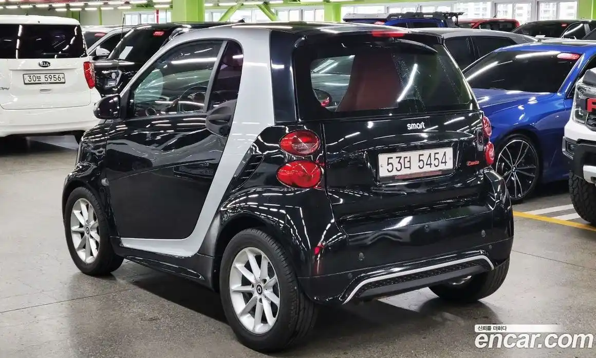 Smart Fortwo 2012 1.0 гидро в Москве № 2066013, фото 6
