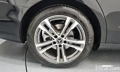 Mercedes-Benz E-Class 2023 2.0 гидро, миниатюра 5