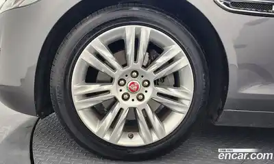 Jaguar XF 2016 2.0 гидро в Москве № 331522, миниатюра 5